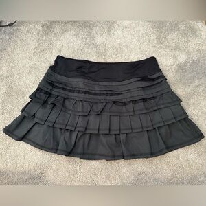 lululemon athletica Black pleated skort